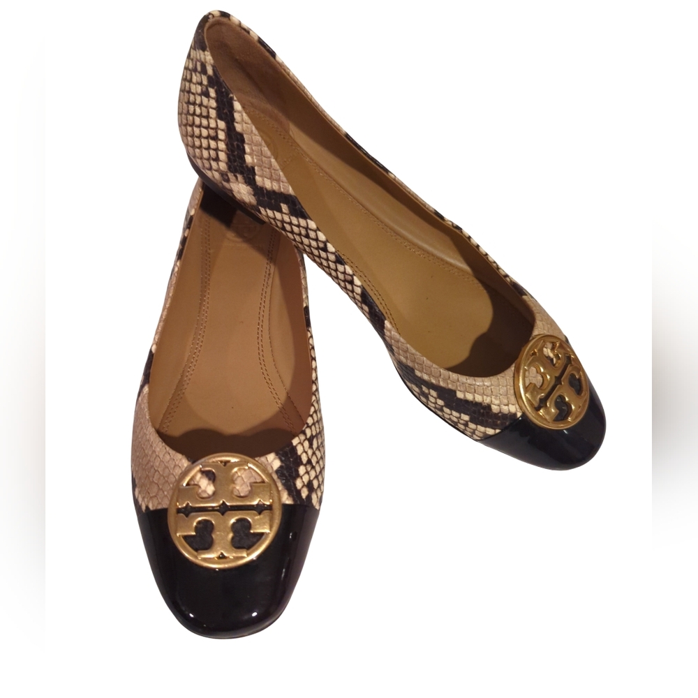 Tory Burch Chelsea Snakeskin Black And Tan Flats Size 7.5